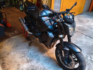 Yamaha FZ1