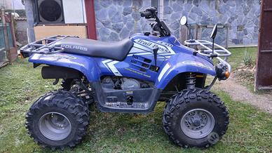 Quad polaris 330 2004