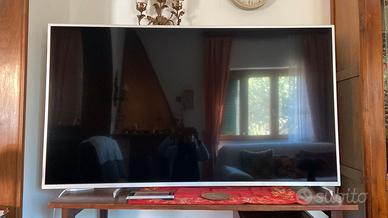 TV PHILIPS QLED AMBILIGHT DA 65