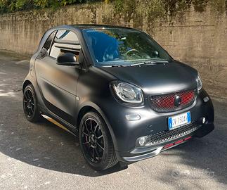 Smart fortwo pureblack brabus style 90cv
