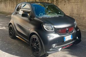 Smart fortwo pureblack brabus style 90cv