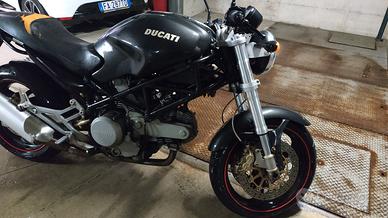 DUCATI MONSTER dark 620 ie