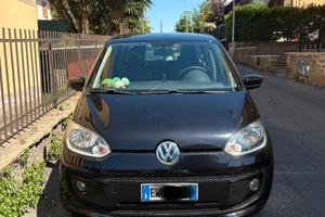 Volkswagen up! Nera del 2014