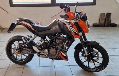 KTM Duke 125 (2011) 