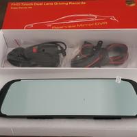 Specchietto retrovisore con Dash Cam