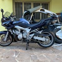 Yamaha FZS 600 Fazer - 2004