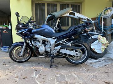 Yamaha FZS 600 Fazer - 2004