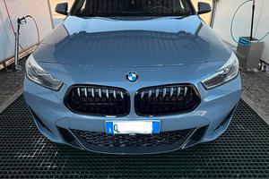 BMW  X2