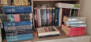 tolkien libri  il signore degli anelli, lo hobbit 