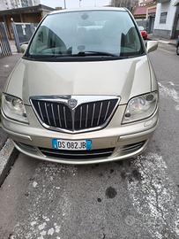 lancia pehdra 7 posti 