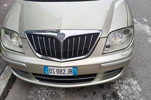 lancia pehdra 7 posti 