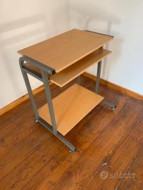Mobiletto porta pc