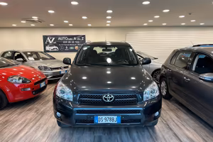 Toyota RAV4 2.2 D-4D 136 CV Luxury