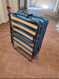Lettino ripiegabile bello come nuovo