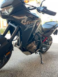 Honda Africa Twin ES 2024 -