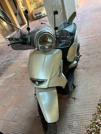 Scarabeo 300