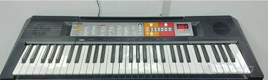 Tastiera Yamaha PSR F50 