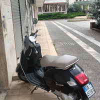 Vespa GTS 250