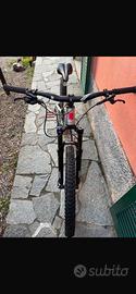 Bicicletta Mtb saracen