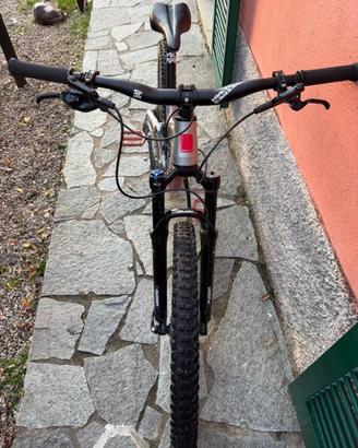 Bicicletta Mtb saracen