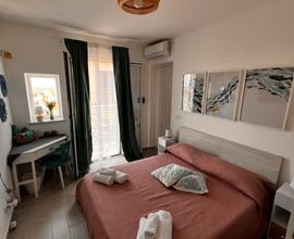 Stanza con bagno privato