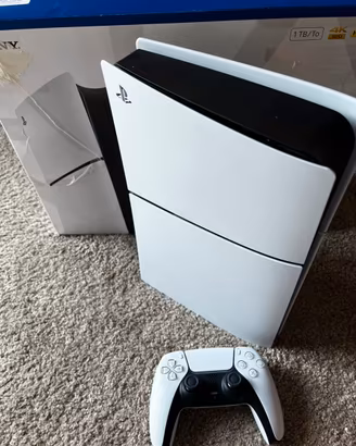 Ps5 slim 1TB con cd