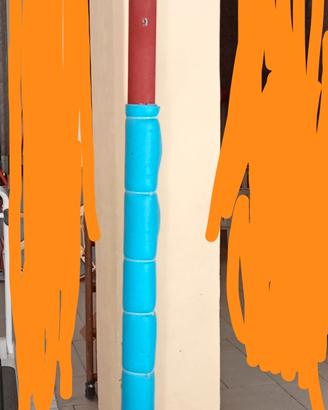 Strutture con canestri di basket 