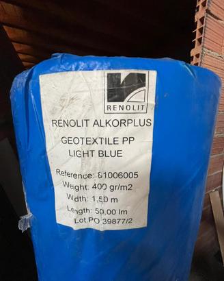 Rotoli di geotessile Renolit Alkorplus €270 l’uno