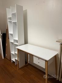 Libreria e scrivania abbinata