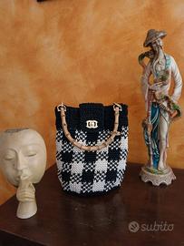 Borsa all'uncinetto