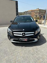 Mercedes-benz GLA 200 GLA 200 d Sport.--