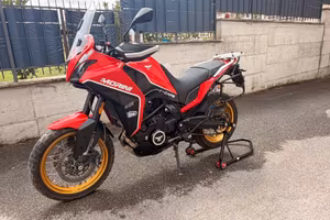 MOTO MORINI XCAPE 649 - GOLD EDITION