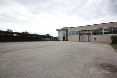 Commerciale a Capannori