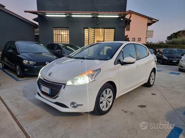 Subito - AutoGear srls - Peugeot 208 1.2 VTi 82 CV 5 porte Access