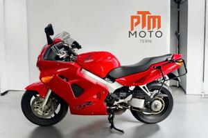Honda VFR 800 V4 permute