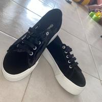 SCARPE SUPERGA PLATFORM BIANCHE E NERE