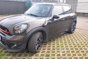 MINI Countryman S R 60 John Cooper Works (JCW)