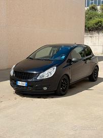 Opel Corsa D 2010 1.4 Benzina