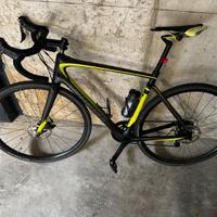 Gravel Roubaix Elite Disc