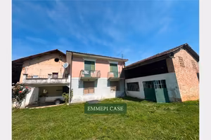 Chiusa di Pesio (CN), rustico con terreno privato