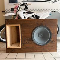 subwoofer con amplificatore 12 volt artigianale