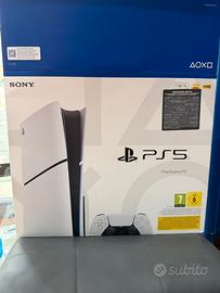 PS5 Disc Edition + The Last of Us ParteII Remasted