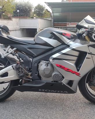 Honda CBR 600 RR