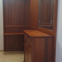 Ingresso in legno noce