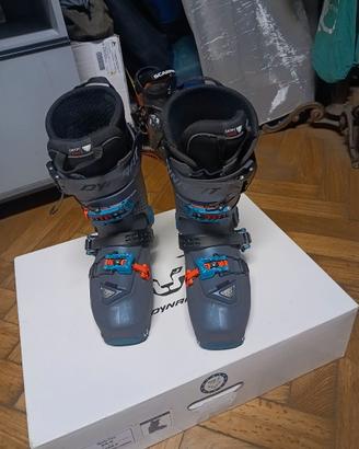 SCARPONI SCI ALPINISMO TG 24.5 CON CRAMP IN