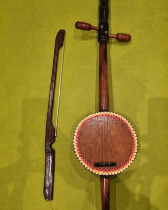 Strumento musicale etnico