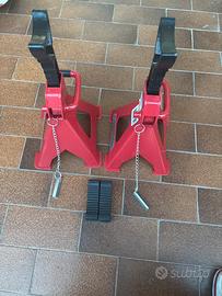Cavalletti Wiltec  per sollevamento auto 3t l’uno