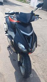 Aprilia SR 50 - 2011