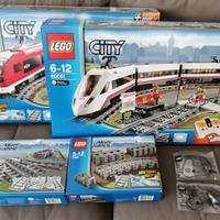 Lego City: 2 set treni + 2 set rotaie + 2 set luci