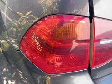 Fanale posteriore sx BMW 320D mod SW 2007 col A22 